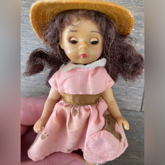 ❤️4 for $25❤️2002 Madame Alexander mc Donald’s doll - Picture 3 of 3